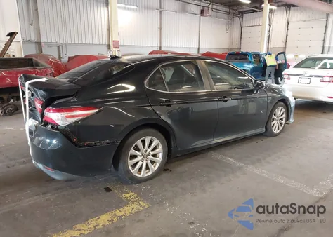 2018 Toyota Camry Le из США, поврежденный, VIN JTNB11HKXJ3002061